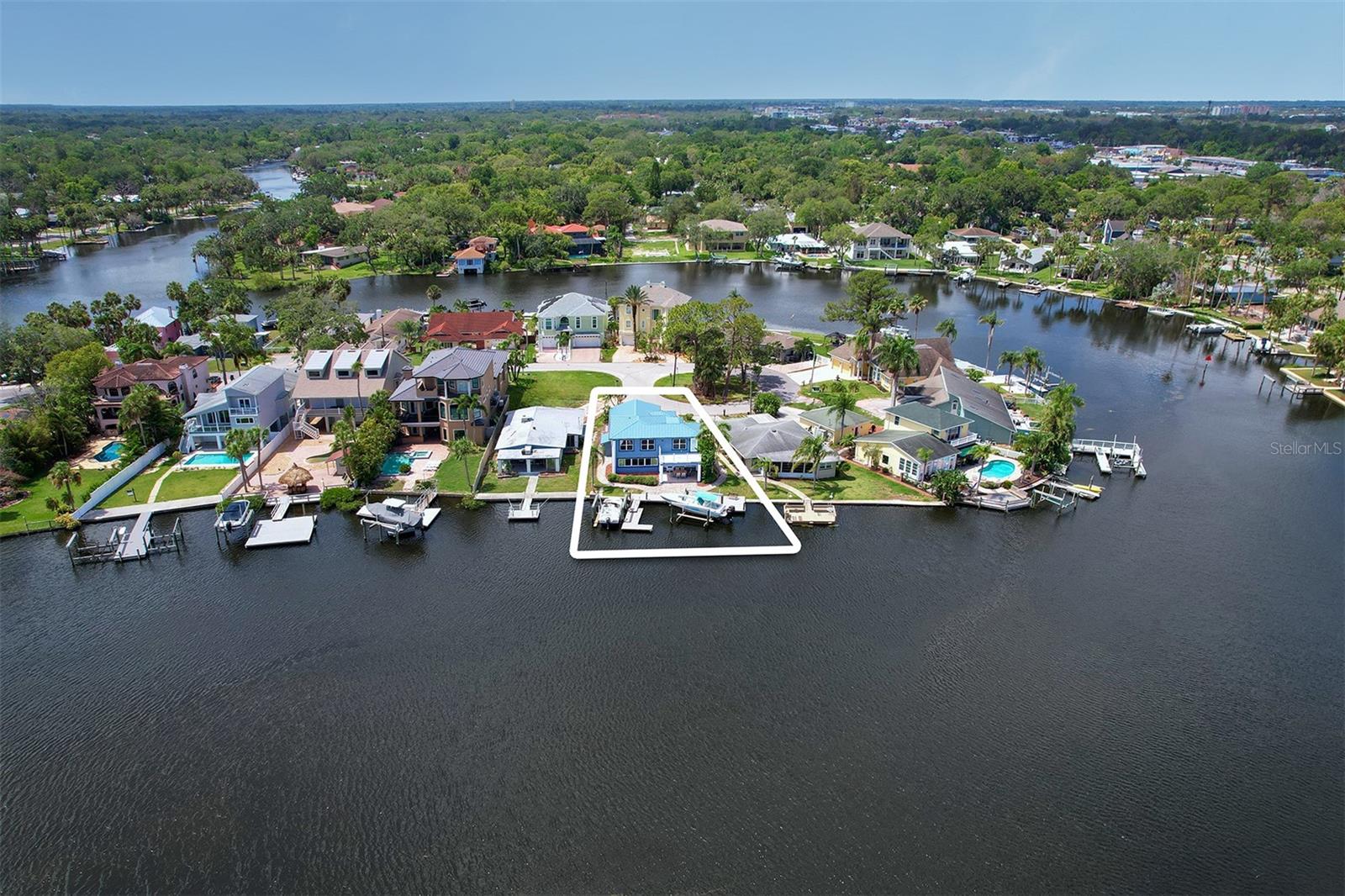 Listing photo id 38 for 5449 Manatee Point Drive