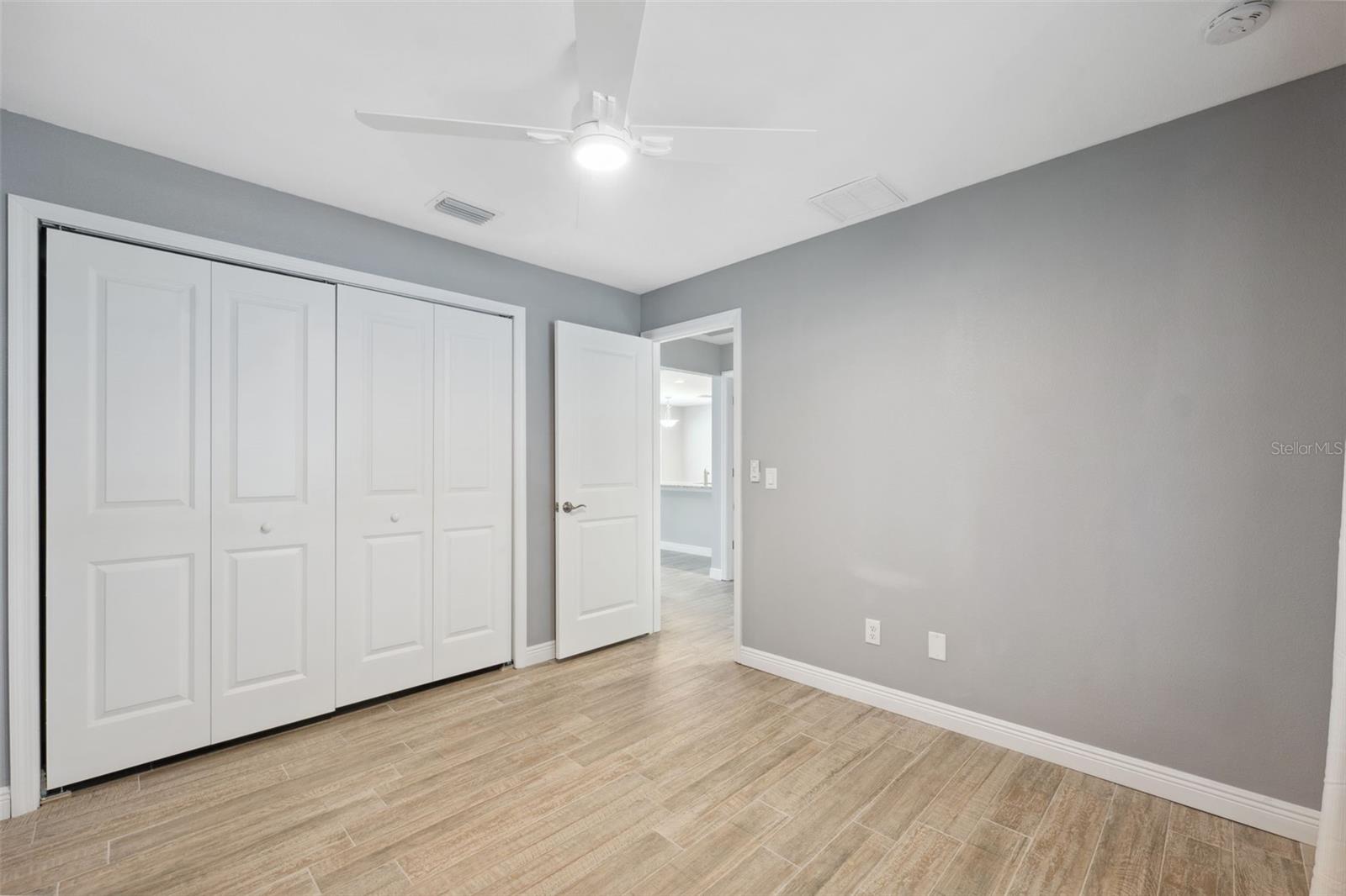 Image 18 of 87 For 719 Beltrees Street C