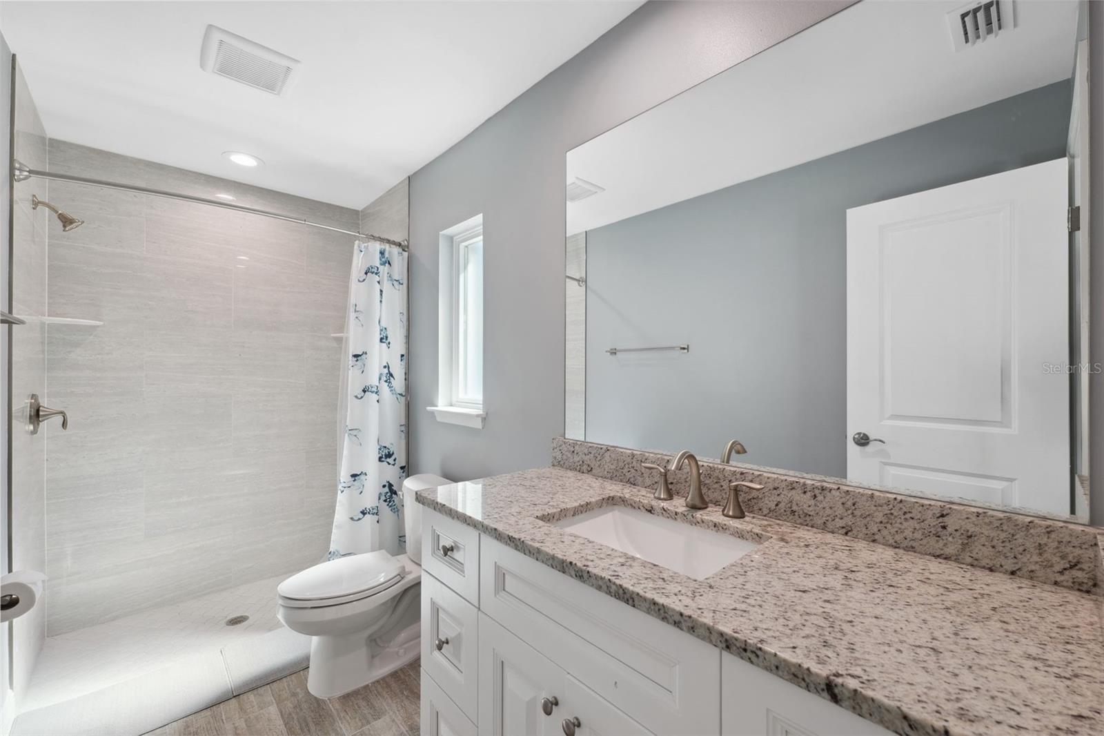 Image 48 of 87 For 719 Beltrees Street C