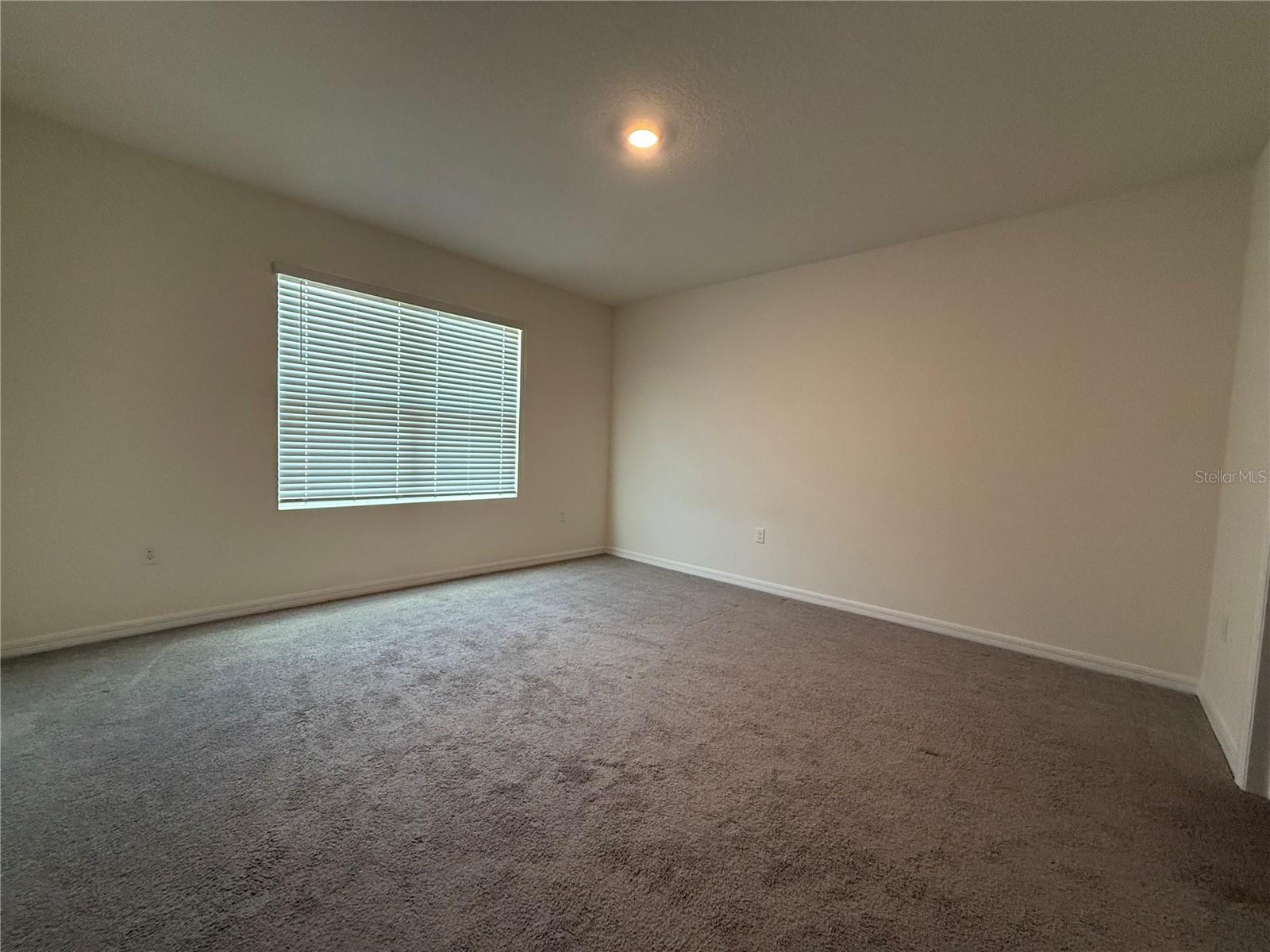 Image 18 of 37 For 3516 Maple Grove Way