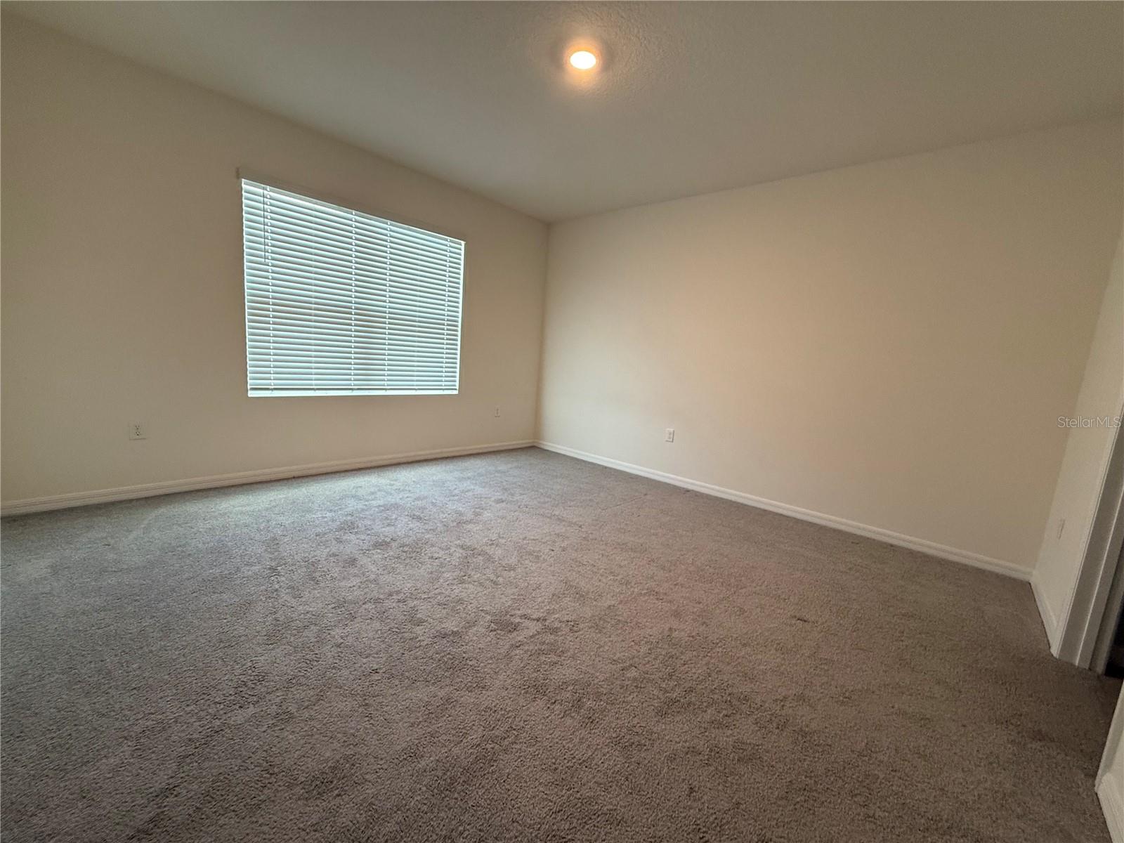 Image 20 of 37 For 3516 Maple Grove Way