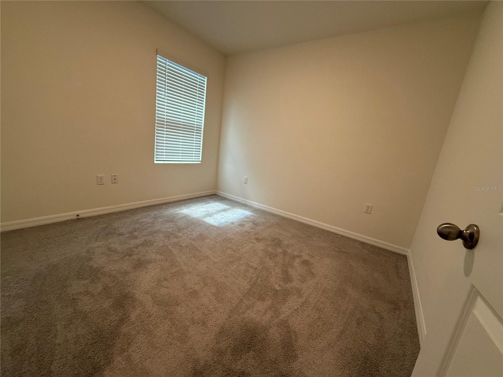 Image 9 of 37 For 3516 Maple Grove Way