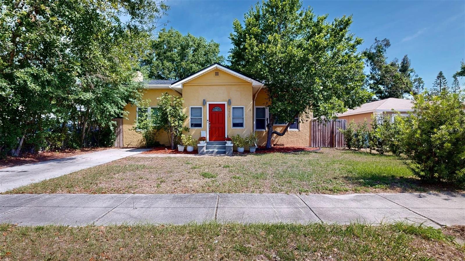 Image 4 of 45 For 4563 25th Avenue S