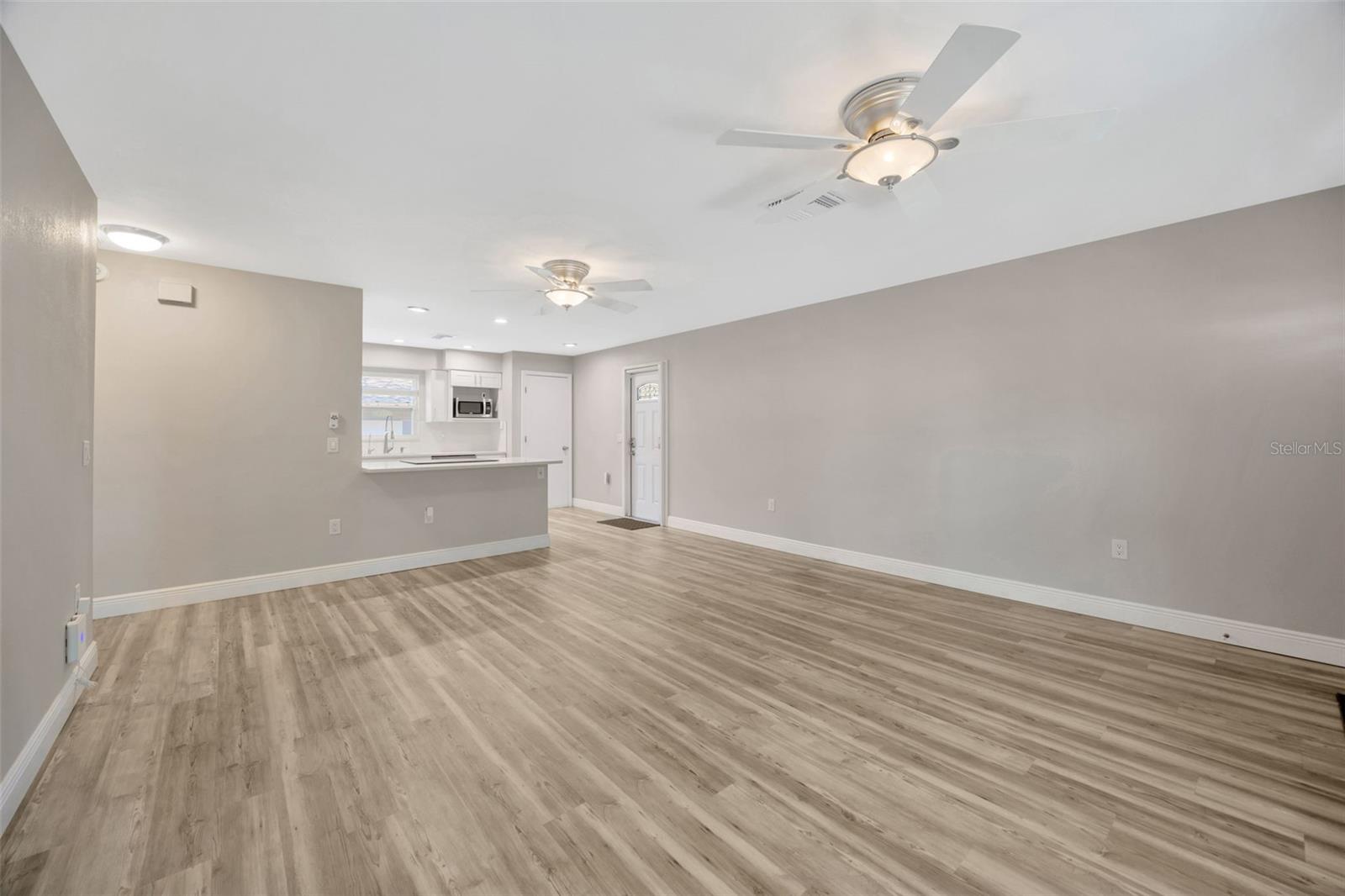 Image 34 of 65 For 1155 Withlacoochee Street