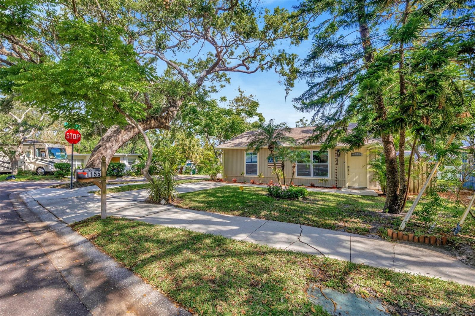 Image 7 of 65 For 1155 Withlacoochee Street
