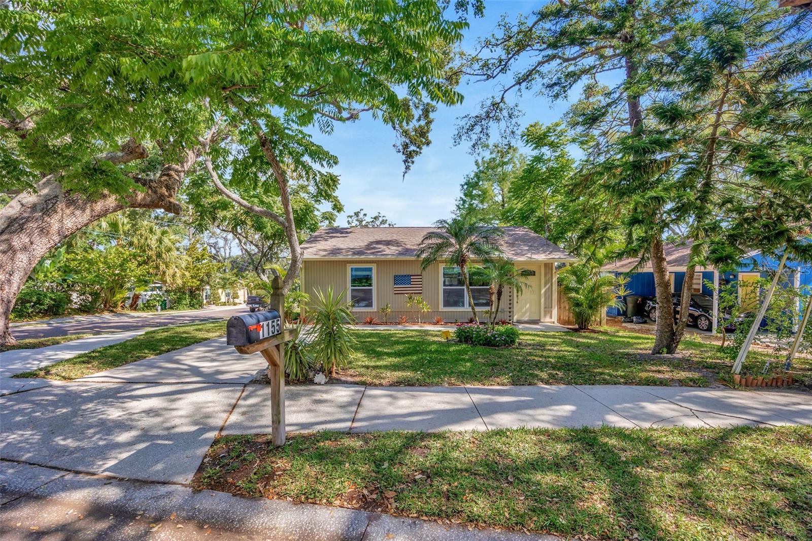 Image 8 of 65 For 1155 Withlacoochee Street