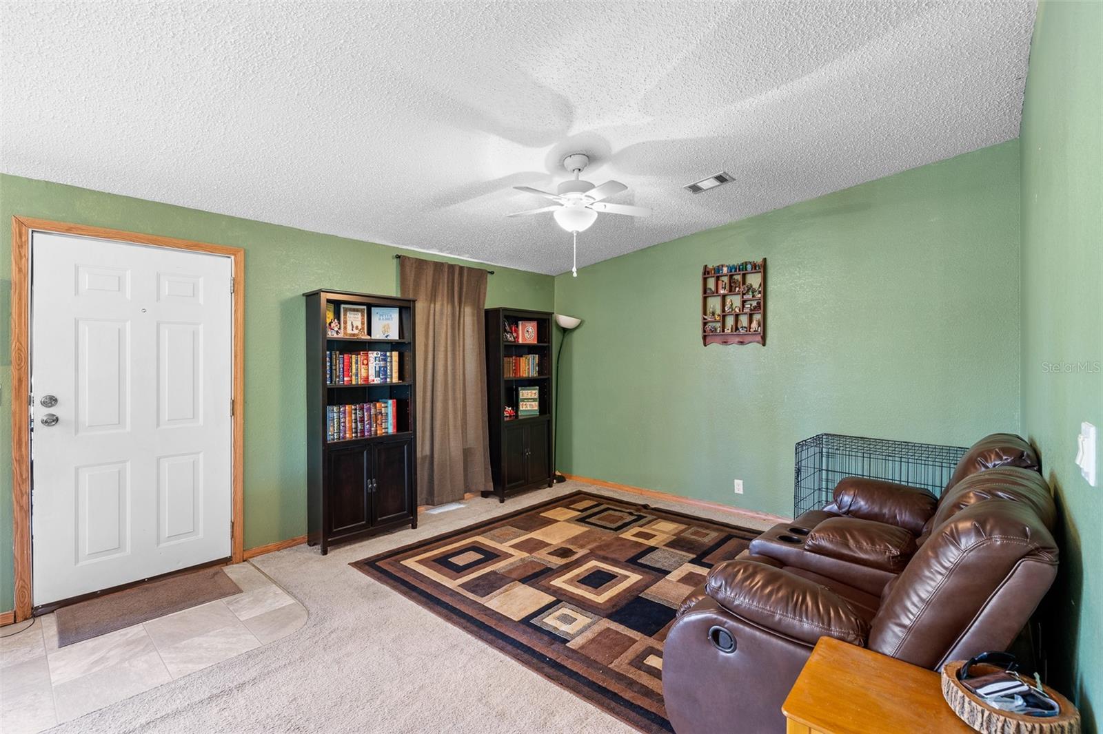 Image 15 of 40 For 13721 Mcintosh Drive