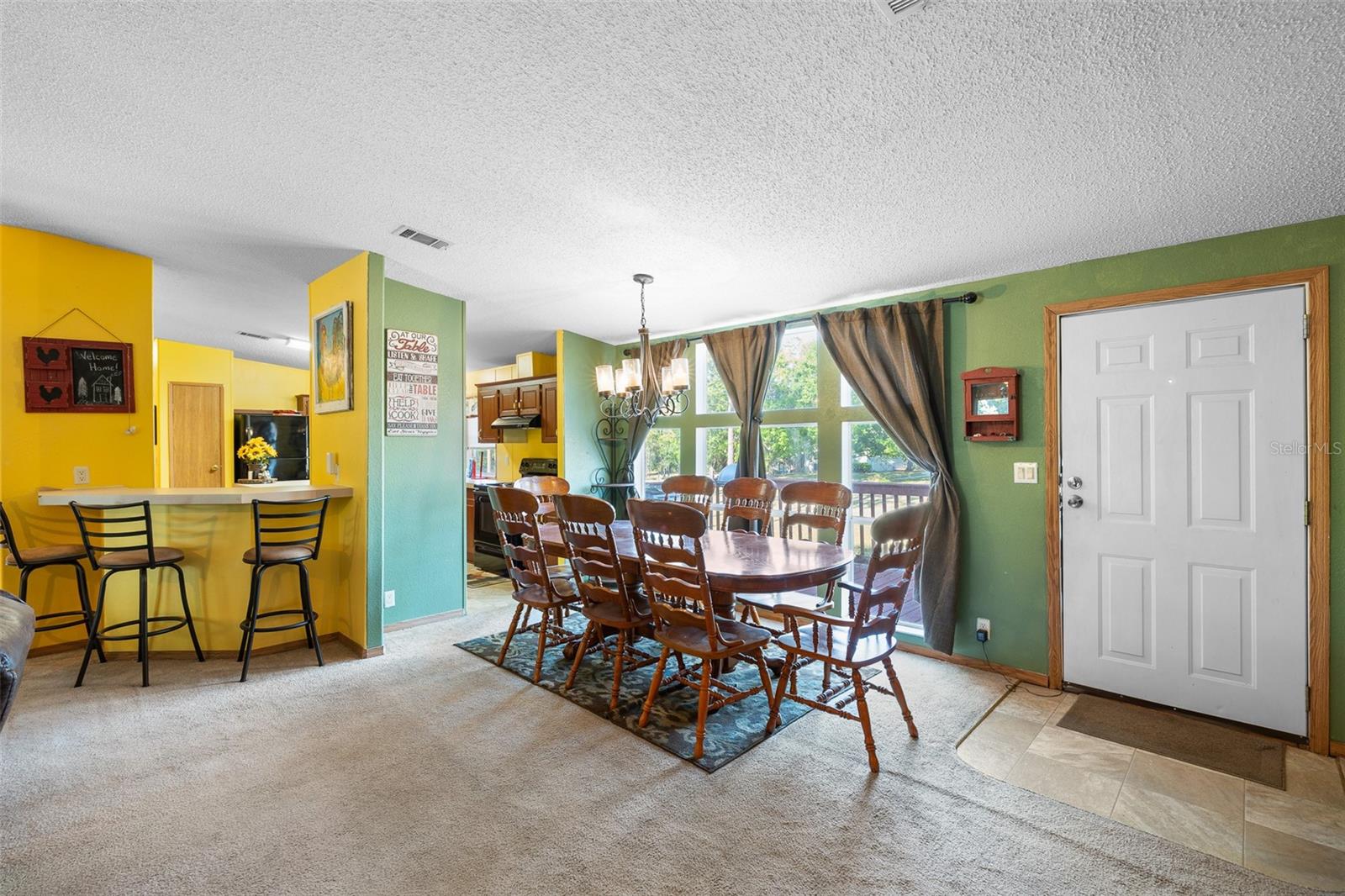 Image 17 of 40 For 13721 Mcintosh Drive