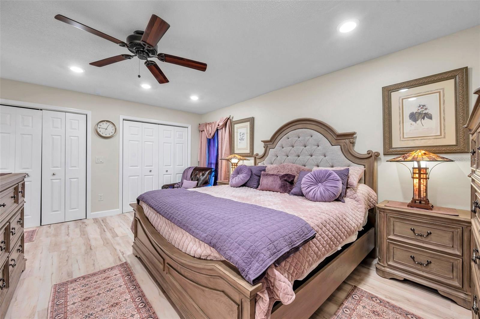 Image 16 of 59 For 6524 11th Avenue W 5611