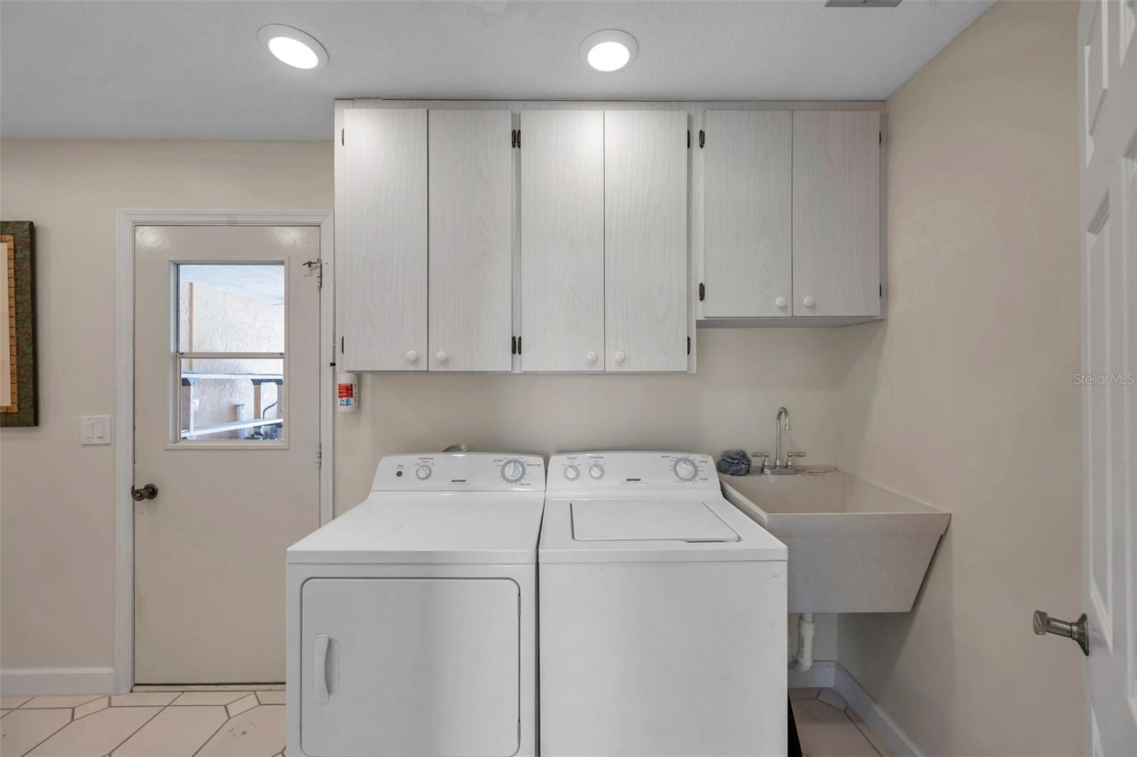 Image 37 of 59 For 6524 11th Avenue W 5611