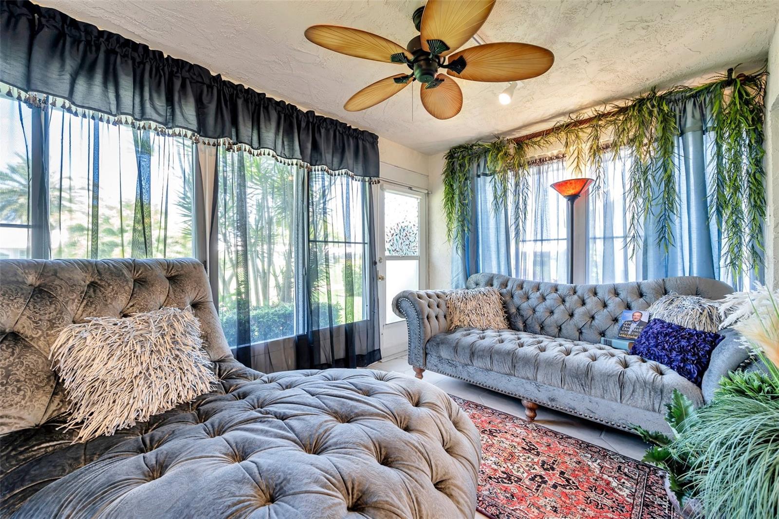 Image 39 of 59 For 6524 11th Avenue W 5611
