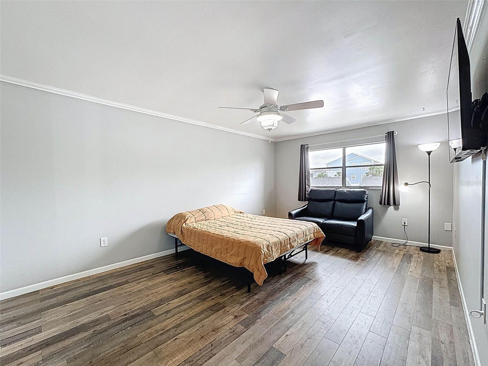 Image 15 of 50 For 5509 Fountain Lake Circle C209