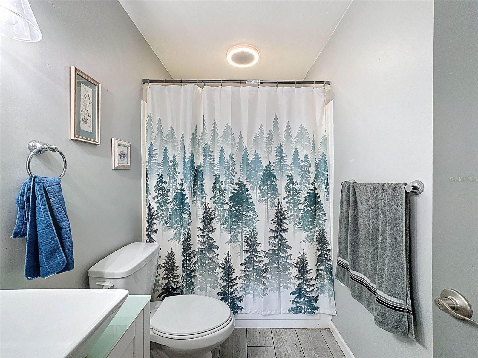 Image 24 of 50 For 5509 Fountain Lake Circle C209