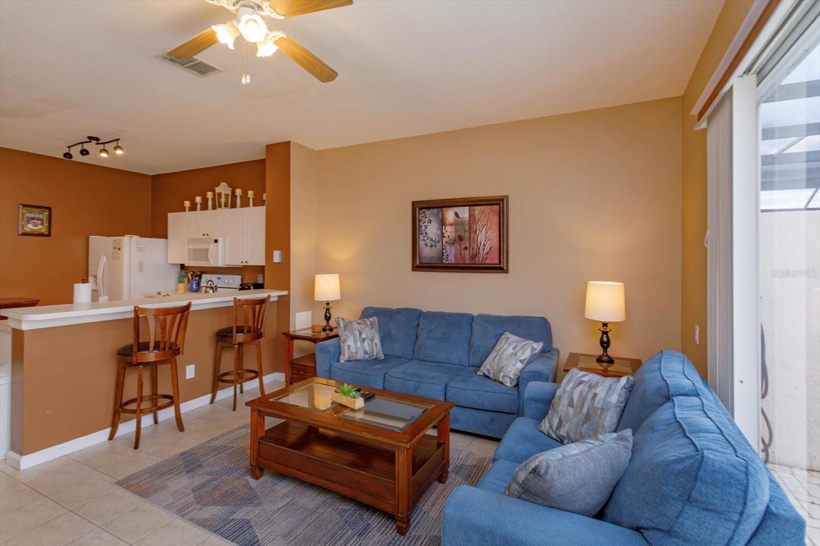 Image 10 of 38 For 2326 Silver Palm Dr