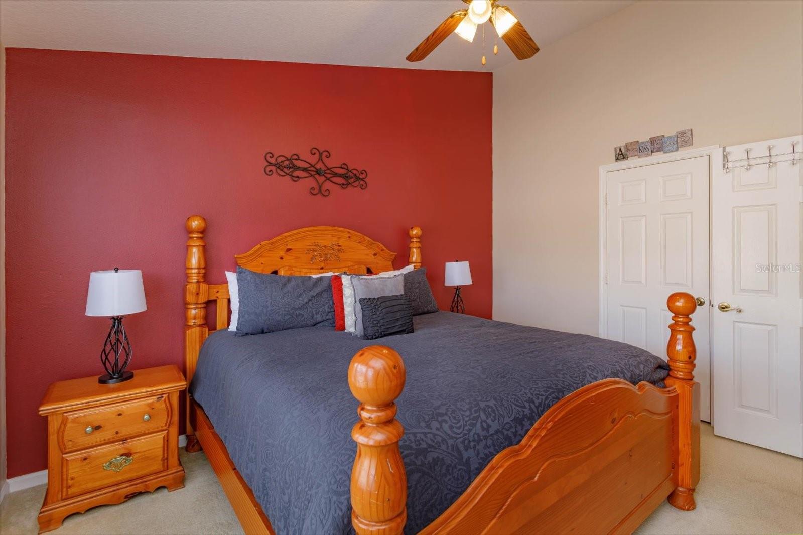 Image 15 of 38 For 2326 Silver Palm Dr