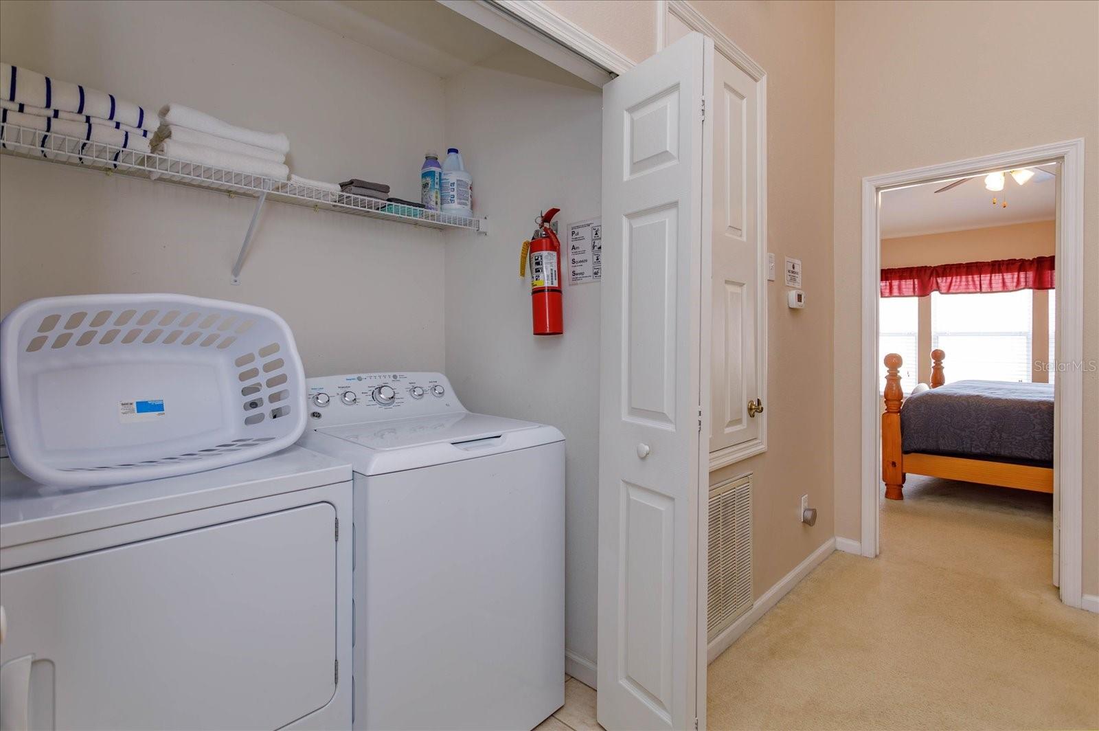 Image 21 of 38 For 2326 Silver Palm Dr