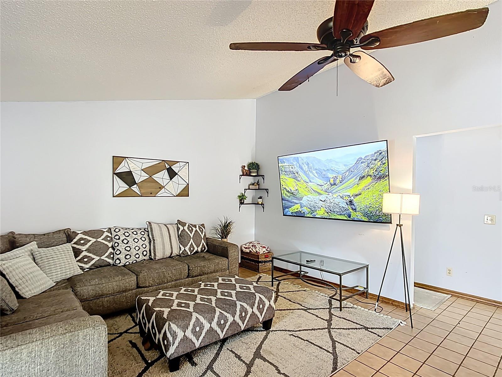 Image 11 of 59 For 7838 Rolling Grove Drive E