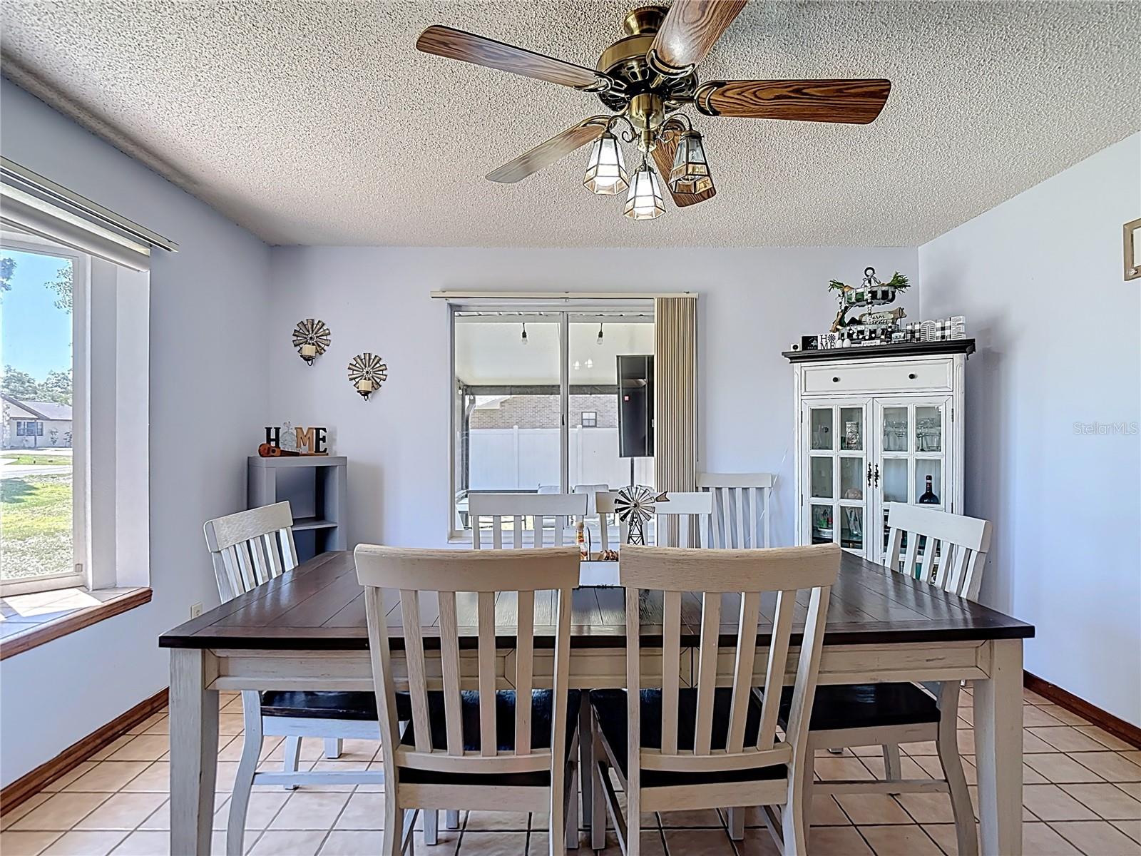 Image 14 of 59 For 7838 Rolling Grove Drive E