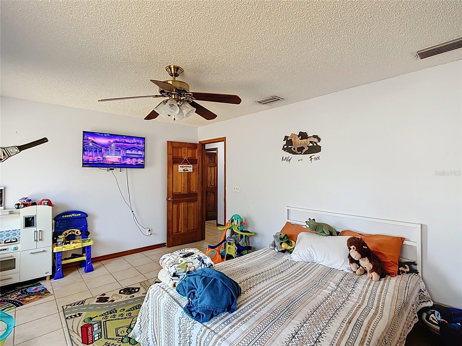 Image 27 of 59 For 7838 Rolling Grove Drive E