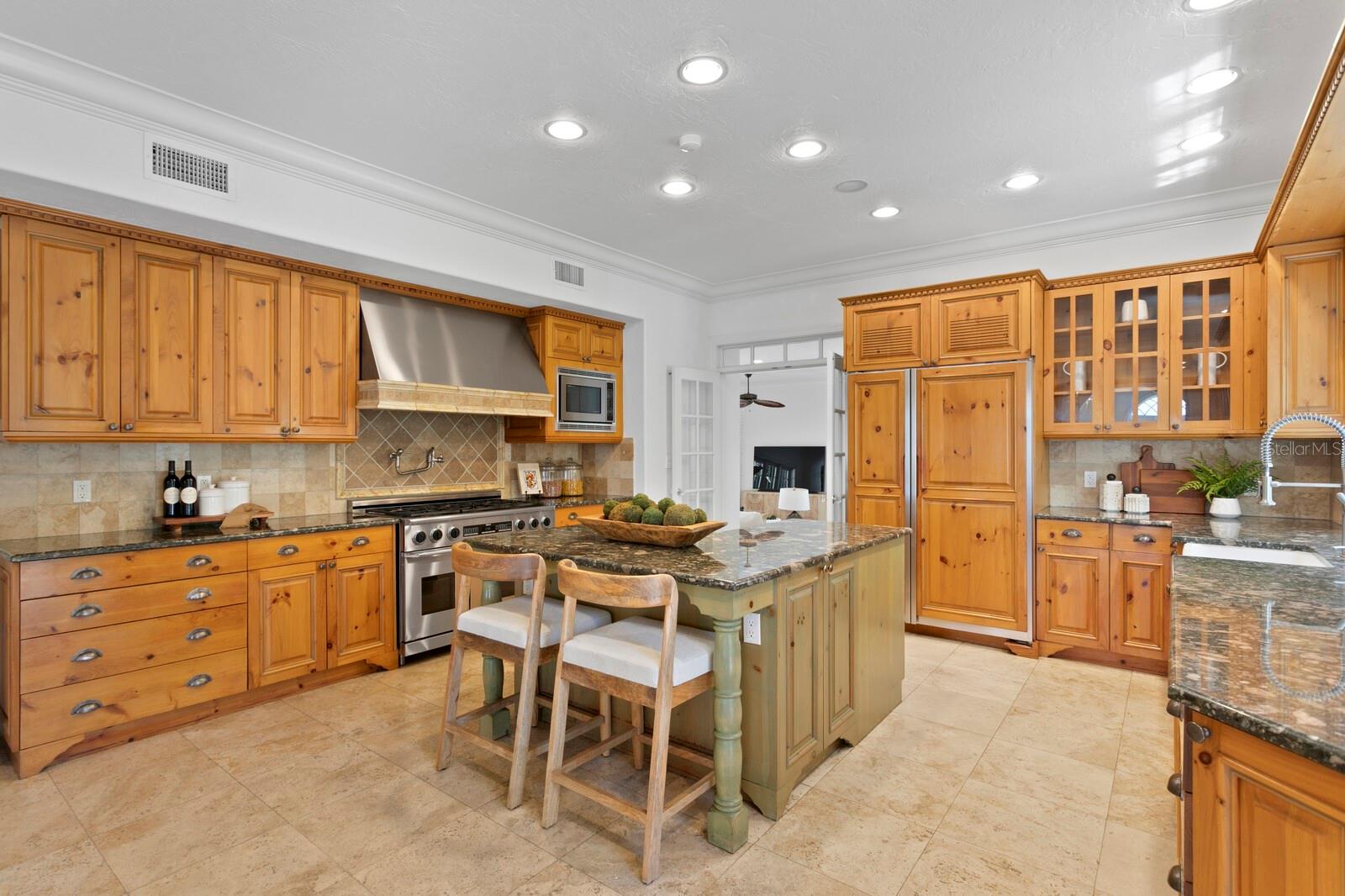 Image 16 of 52 For 321 Brightwaters Boulevard Ne