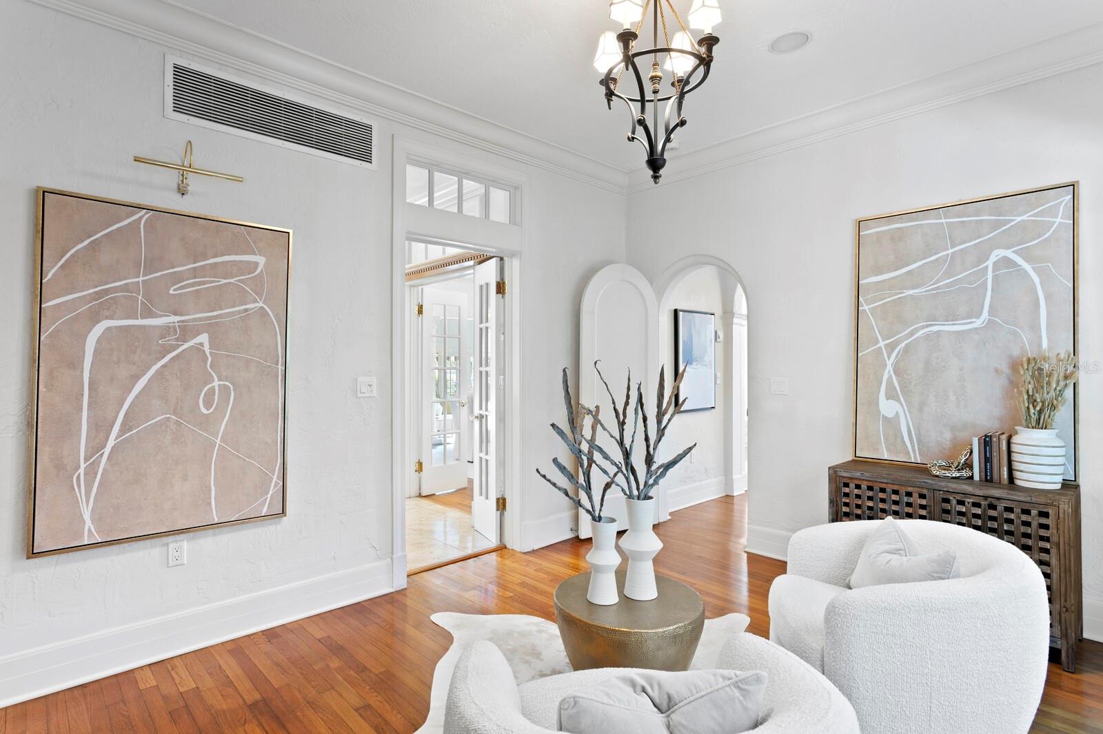 Image 21 of 52 For 321 Brightwaters Boulevard Ne