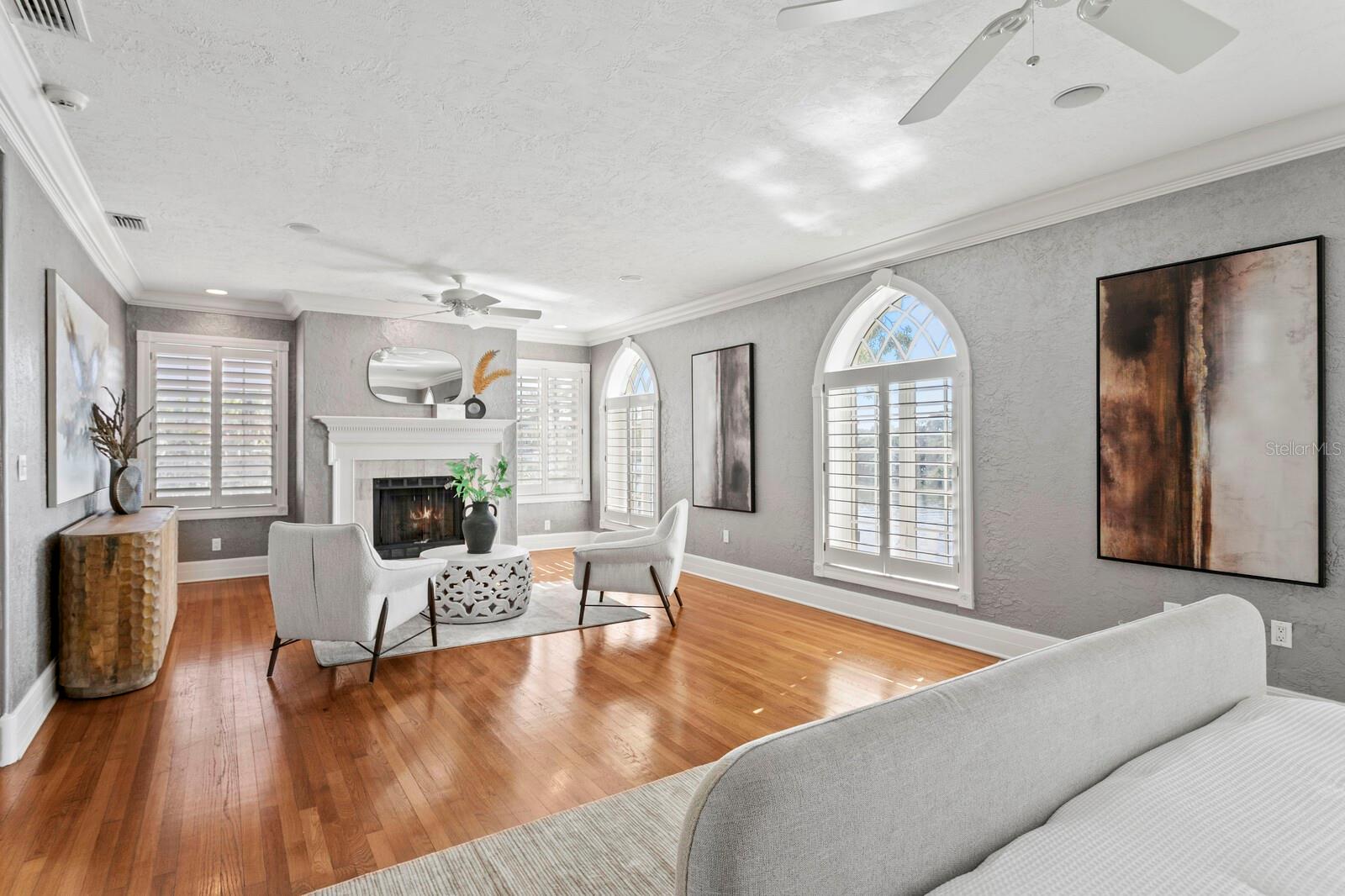 Image 30 of 52 For 321 Brightwaters Boulevard Ne