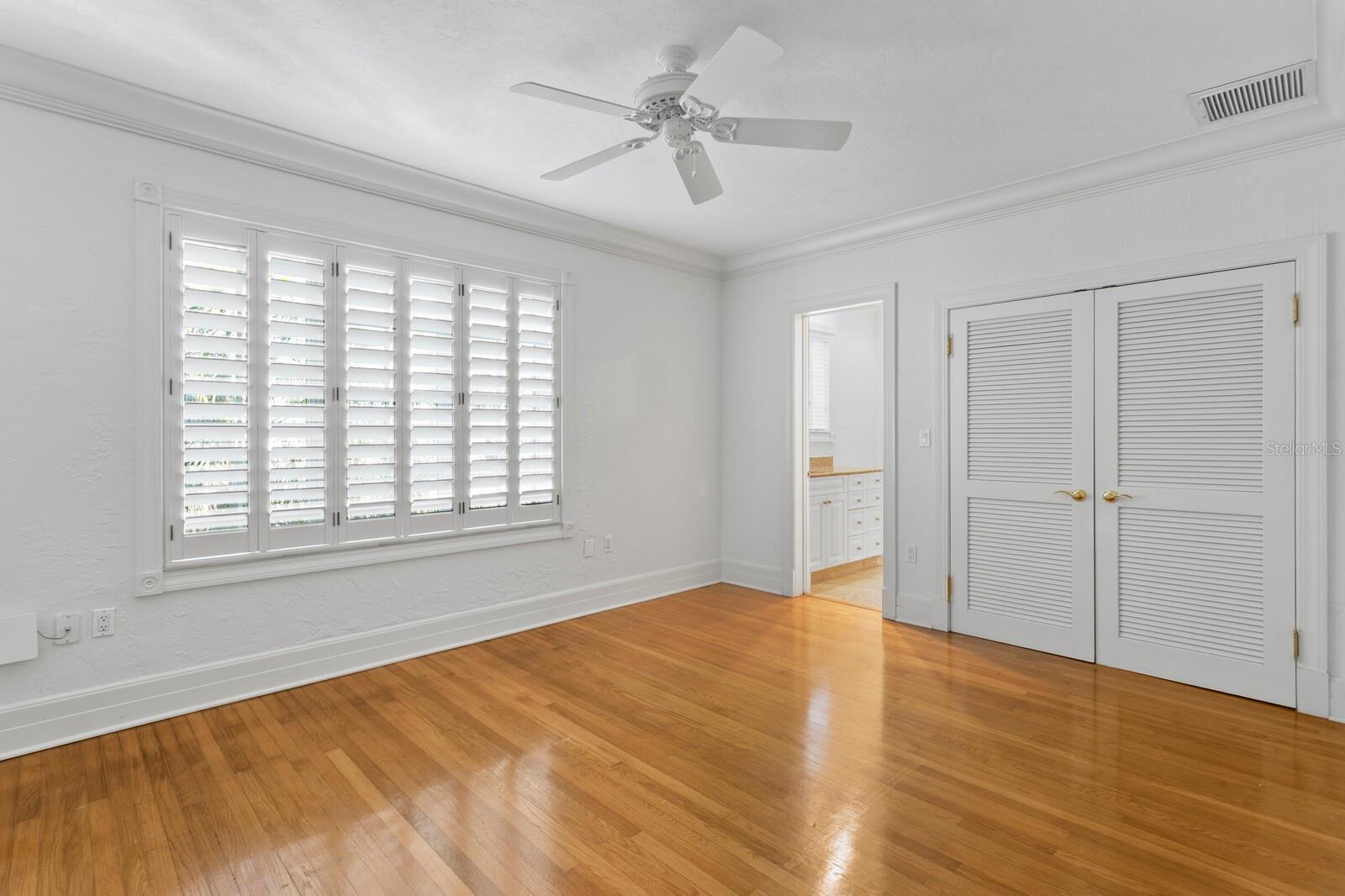 Image 34 of 52 For 321 Brightwaters Boulevard Ne