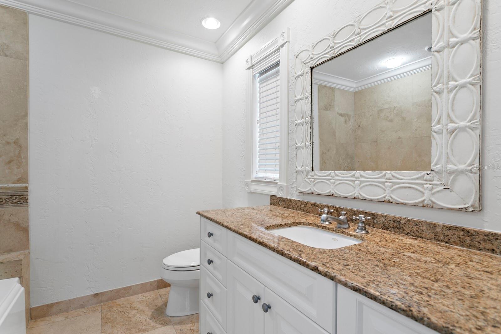 Image 39 of 52 For 321 Brightwaters Boulevard Ne