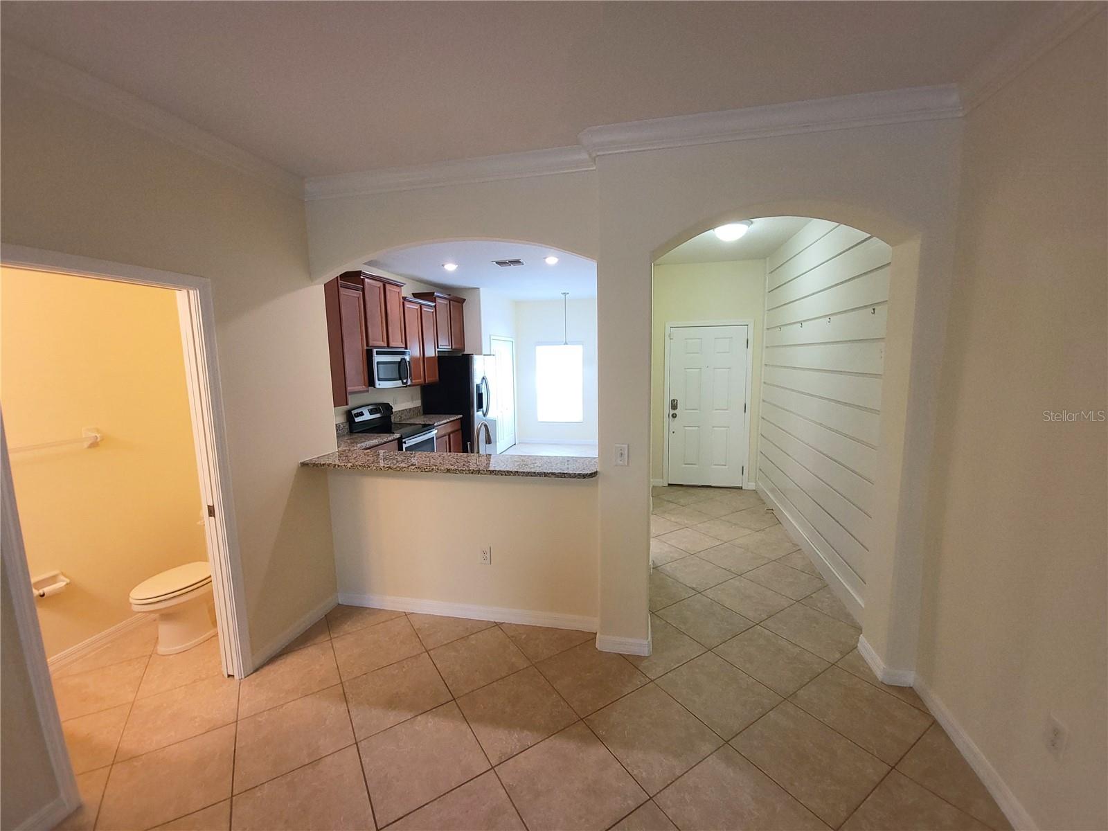Image 15 of 61 For 31251 Claridge Place