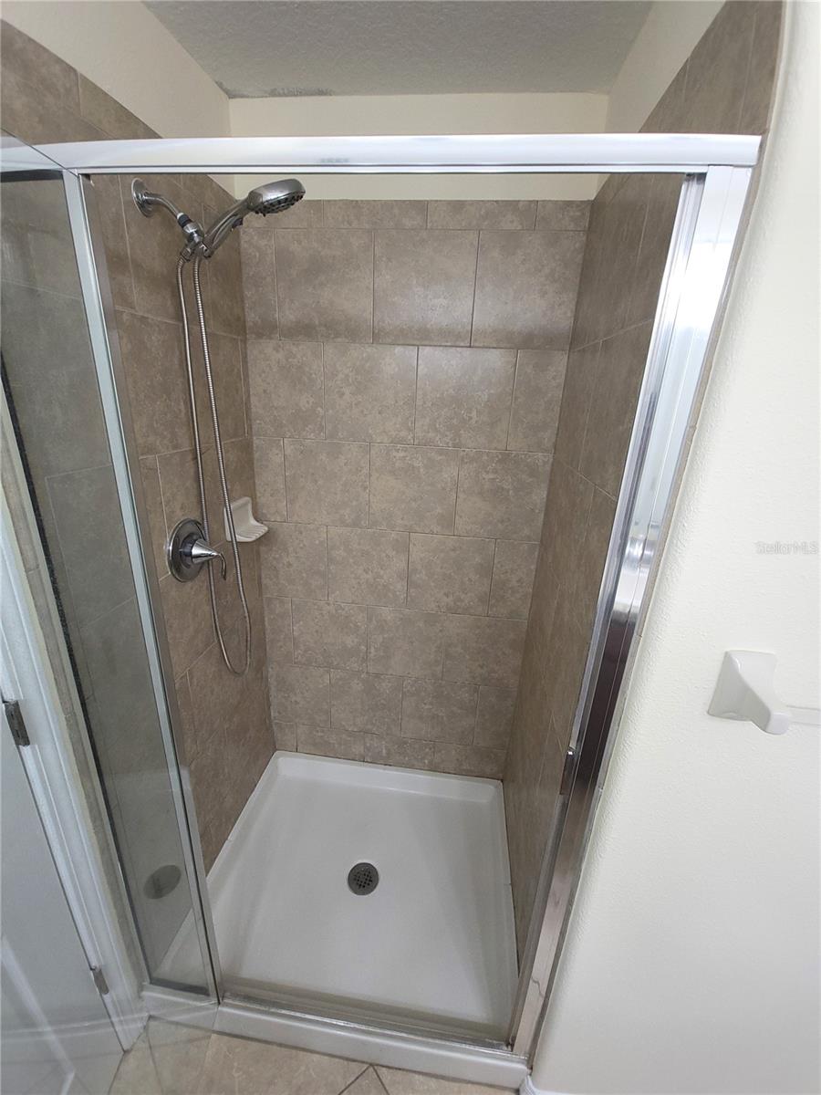 Image 30 of 61 For 31251 Claridge Place