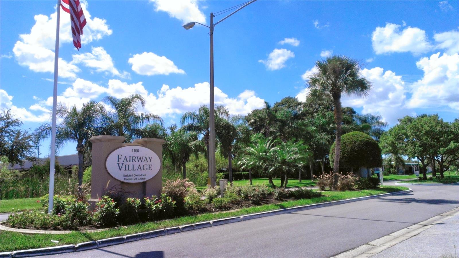 Listing photo id 16 for 1100 Belcher Road S 202