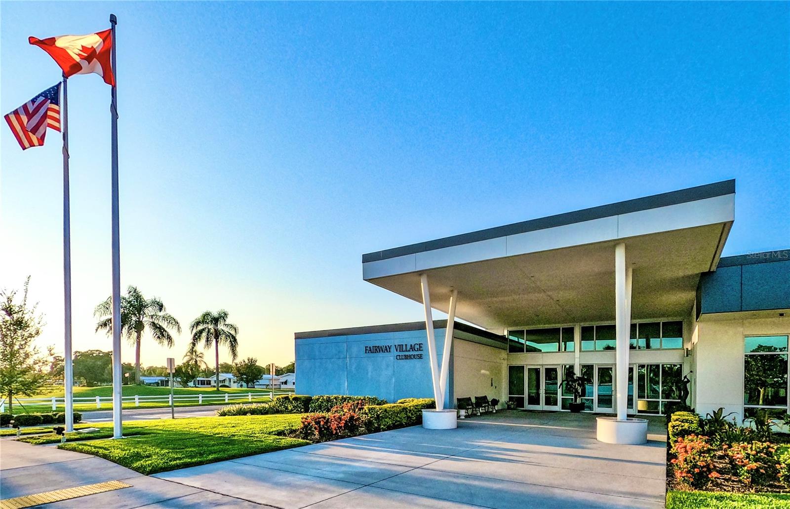 Listing photo id 20 for 1100 Belcher Road S 202