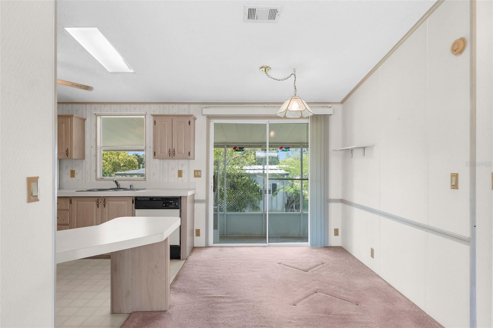Image 18 of 26 For 14911 Rialto Avenue