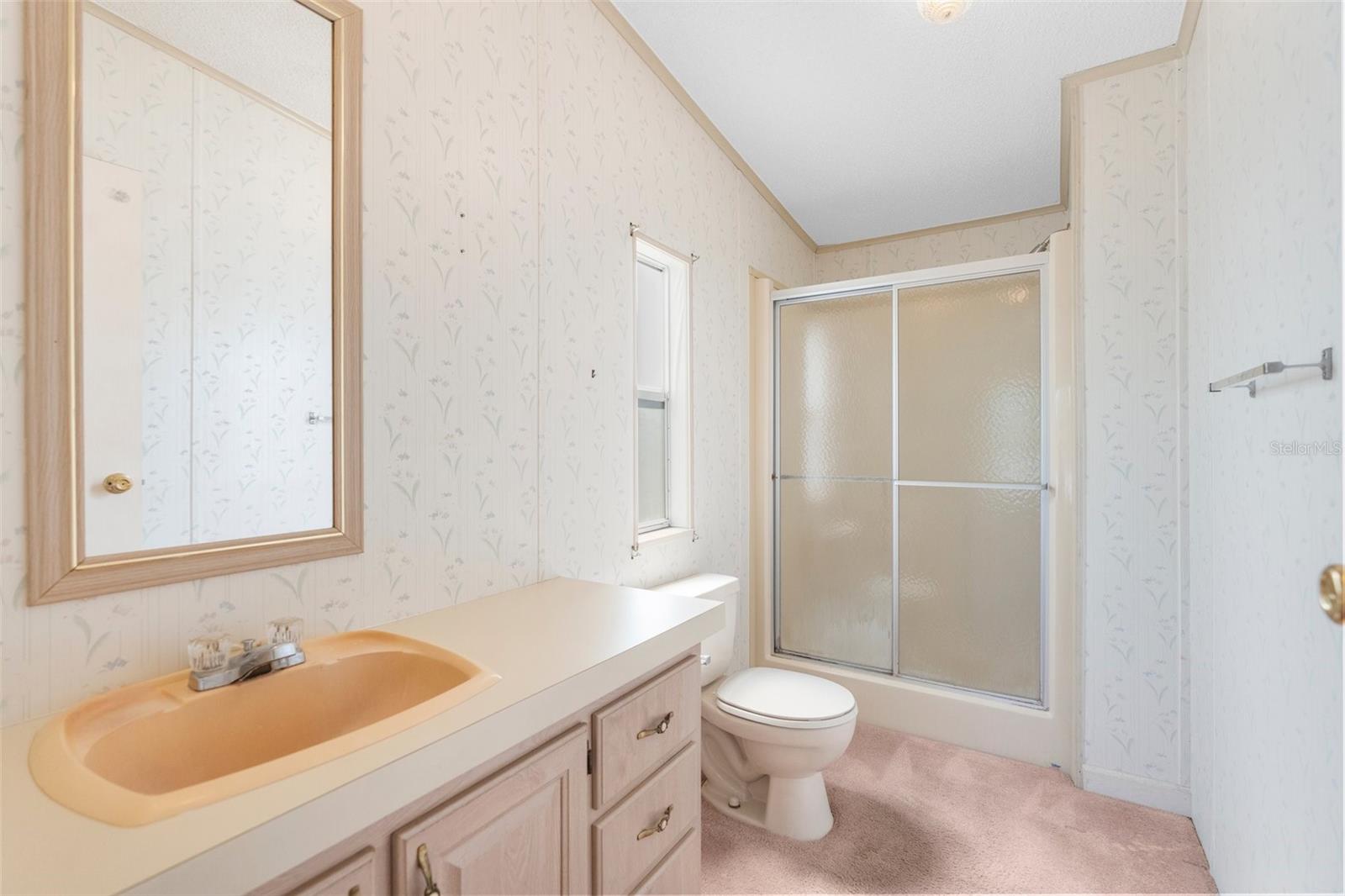 Image 19 of 26 For 14911 Rialto Avenue