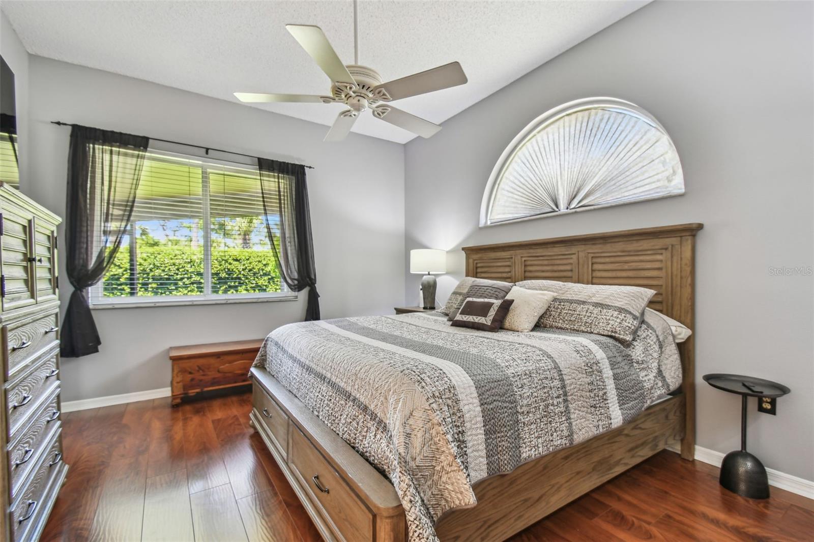 Image 10 of 45 For 18533 Avocet Drive