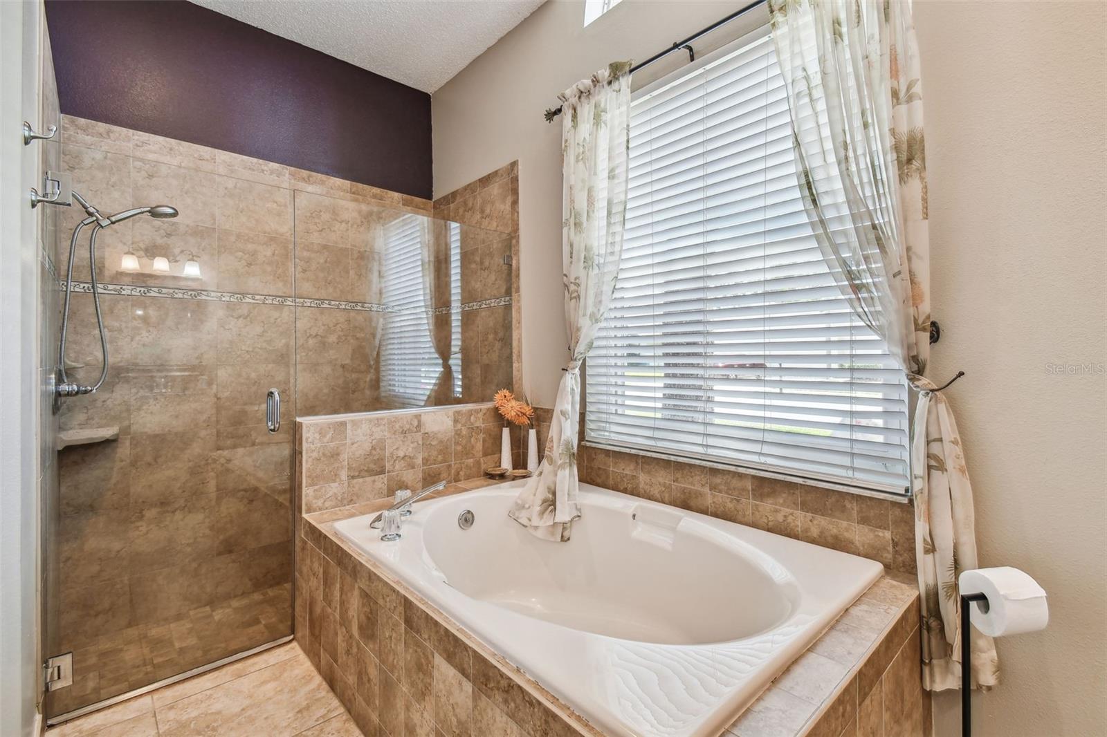 Image 13 of 45 For 18533 Avocet Drive