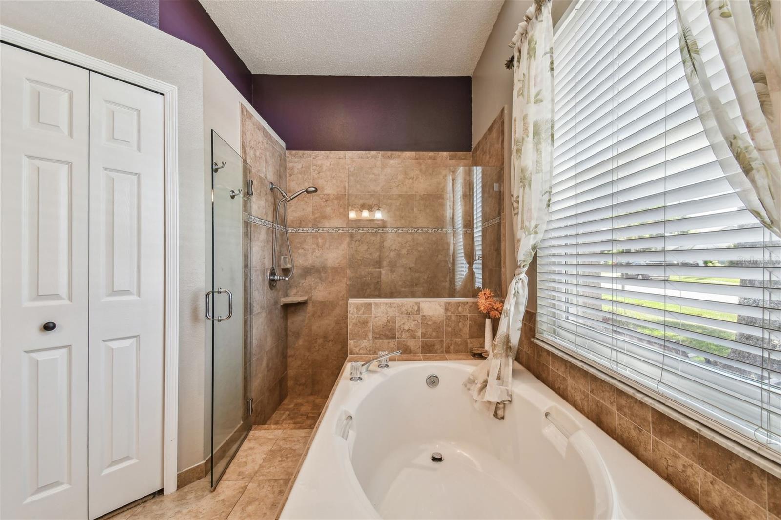 Image 16 of 45 For 18533 Avocet Drive