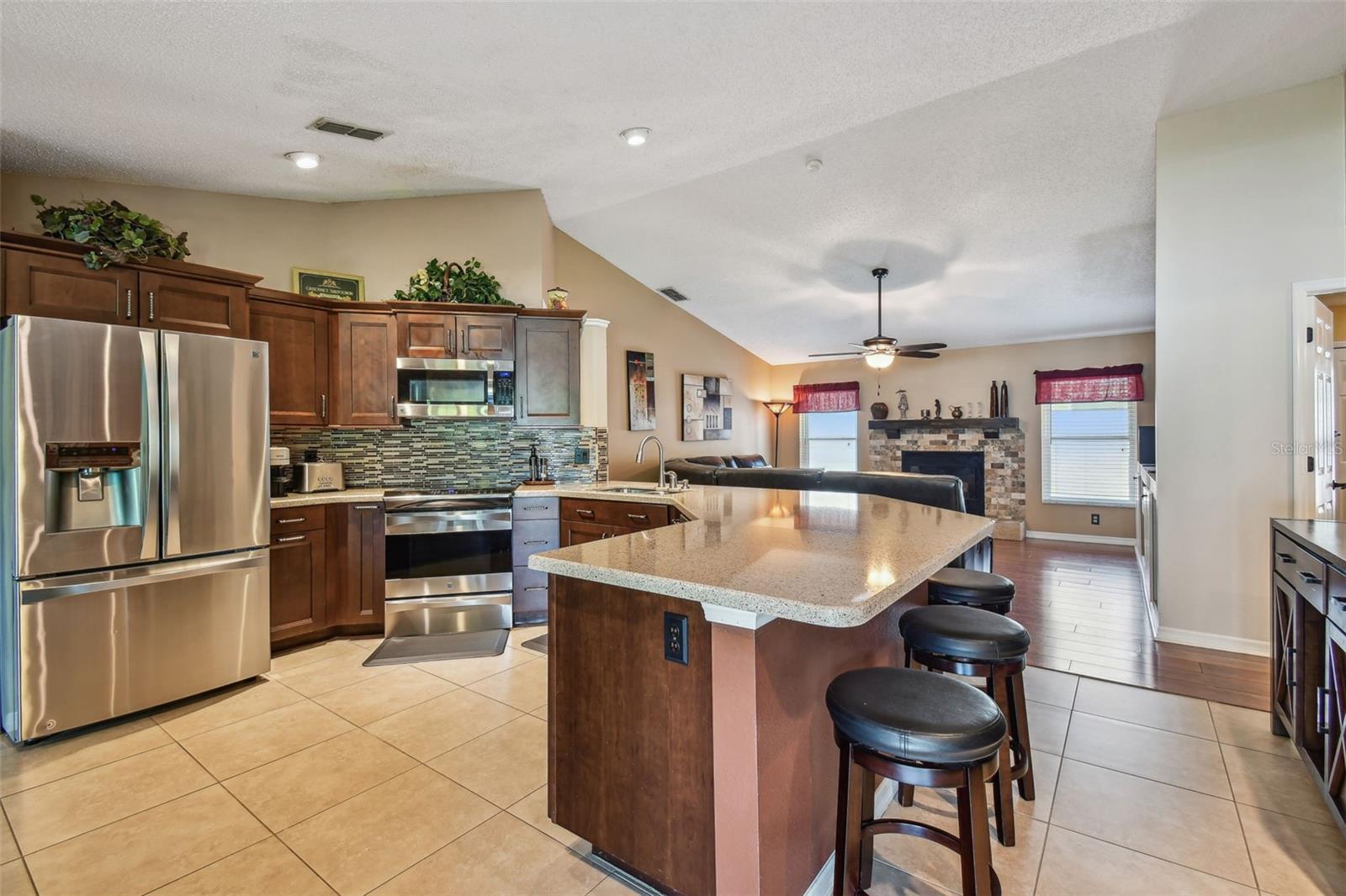 Image 19 of 45 For 18533 Avocet Drive