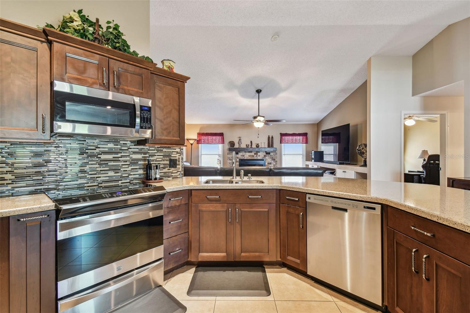 Image 20 of 45 For 18533 Avocet Drive