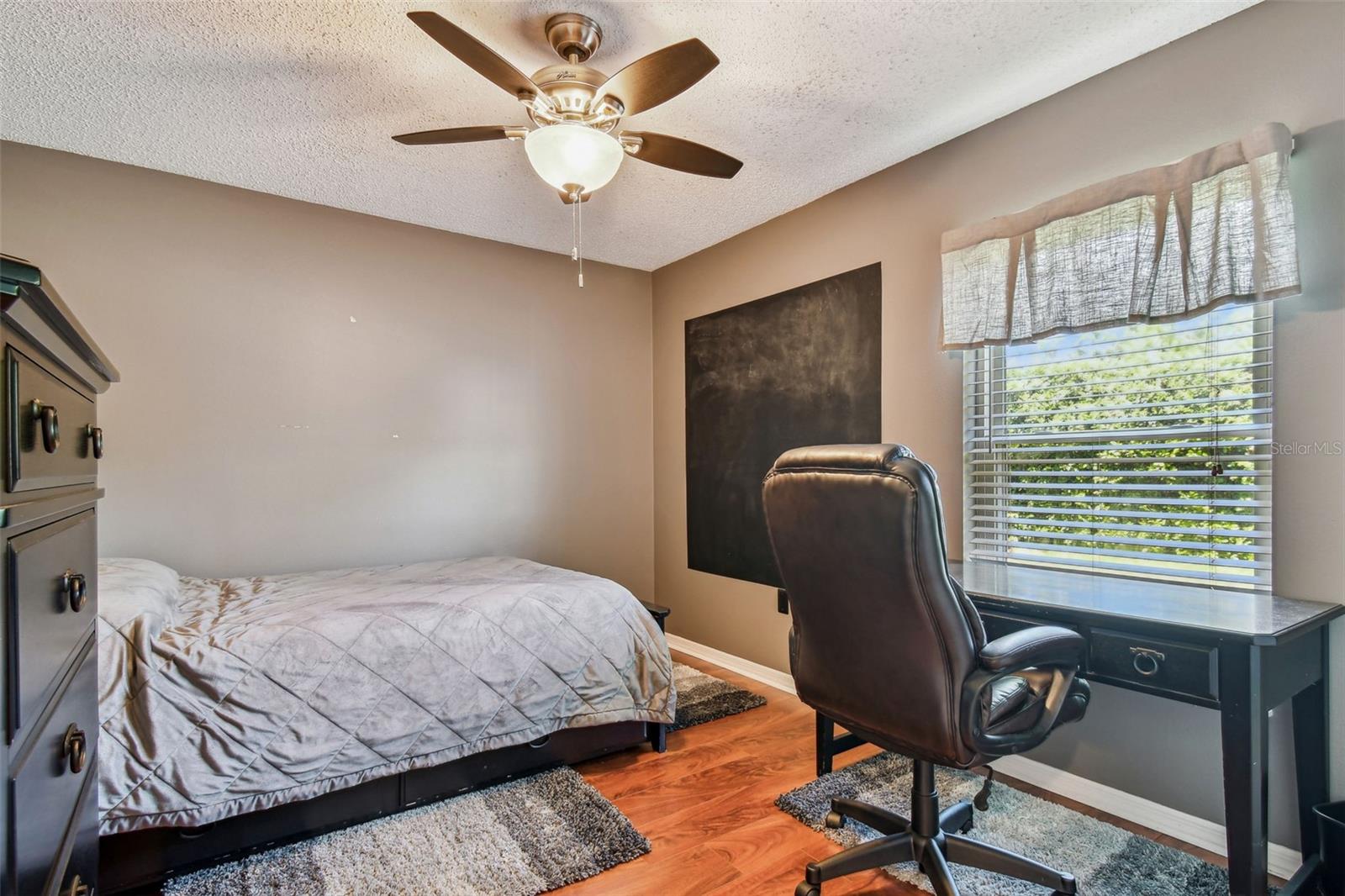 Image 31 of 45 For 18533 Avocet Drive