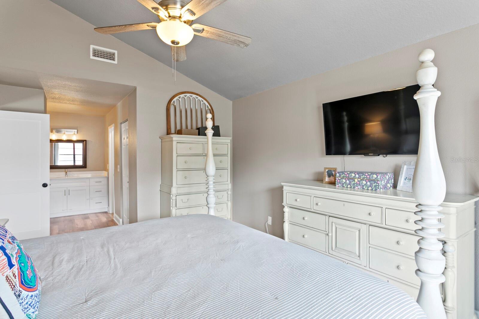 Image 20 of 30 For 6712 Jennifer Drive