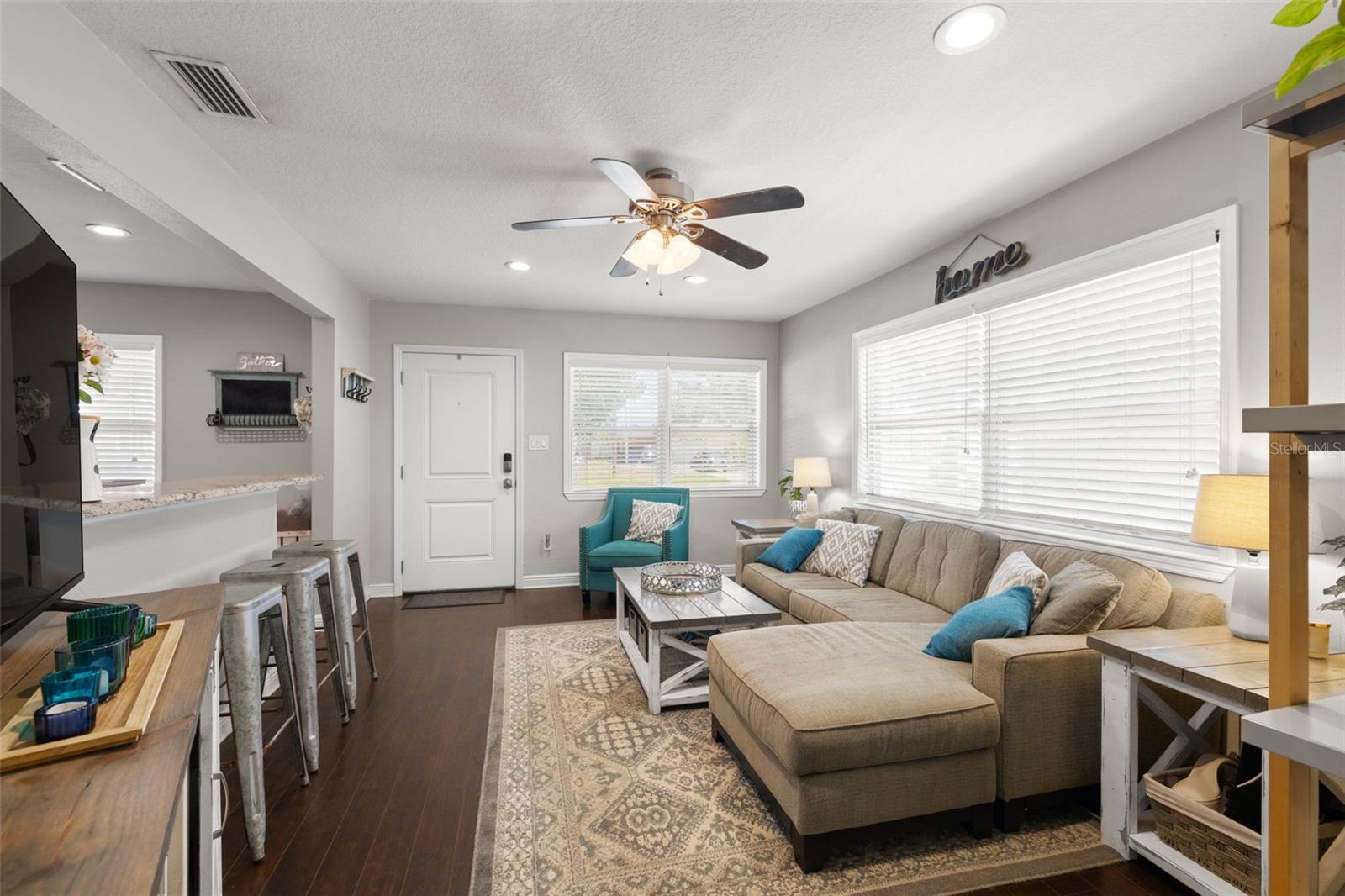 Image 4 of 25 For 4519 Grady Avenue