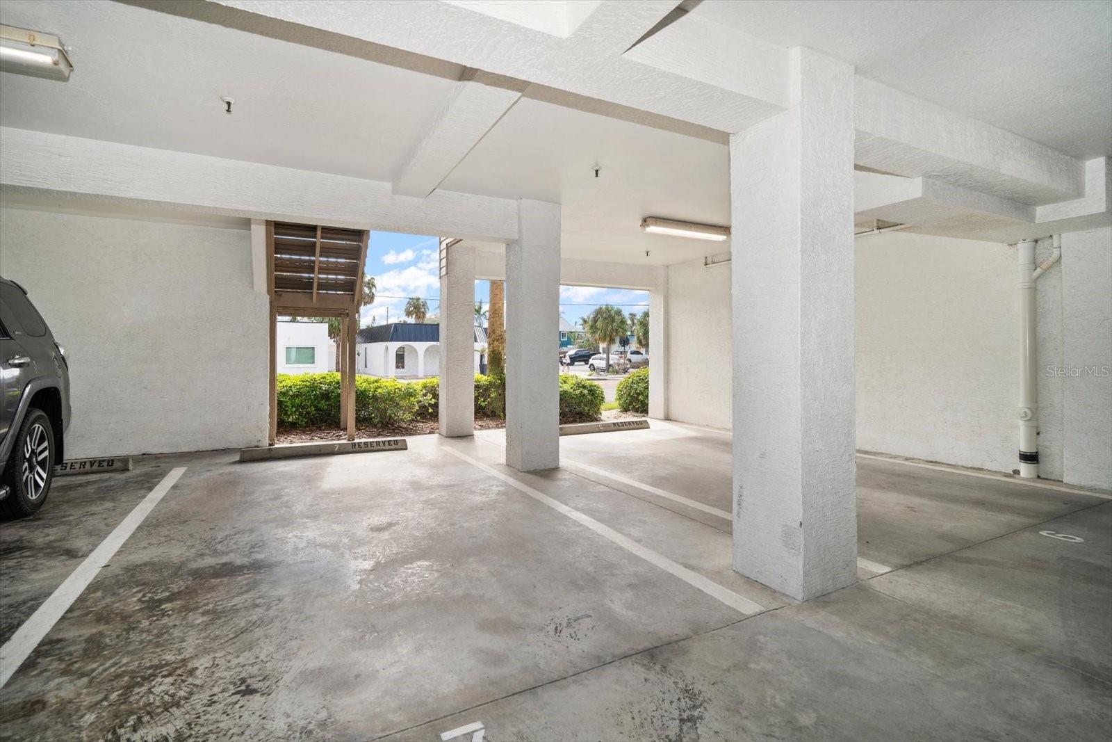 Image 32 of 58 For 1500 Gulf Boulevard 103b