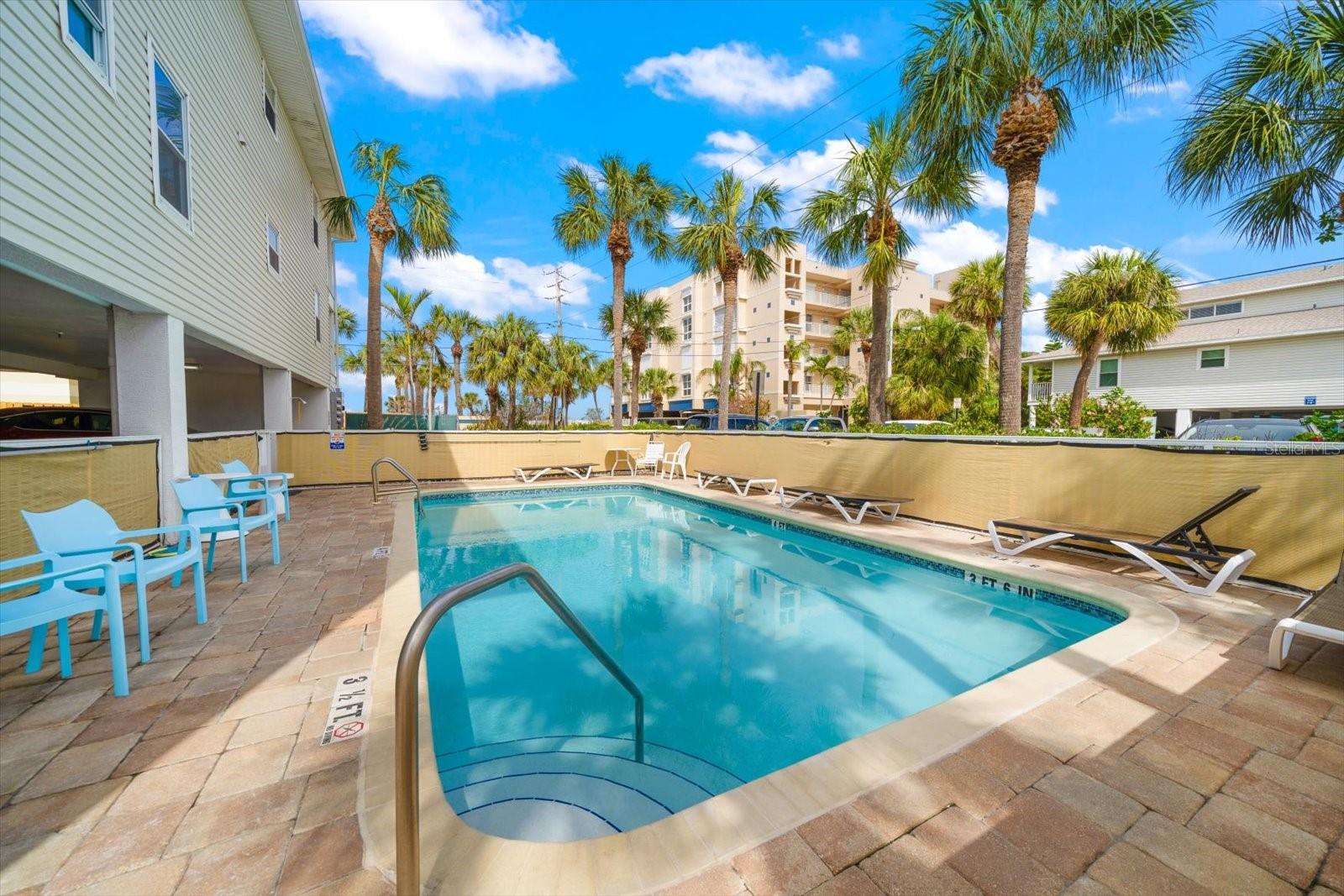 Image 34 of 58 For 1500 Gulf Boulevard 103b