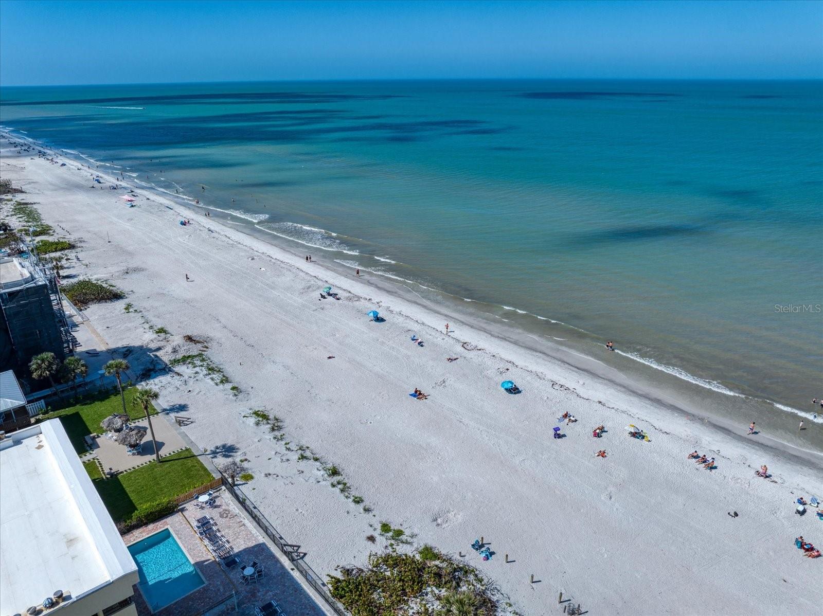 Image 40 of 58 For 1500 Gulf Boulevard 103b