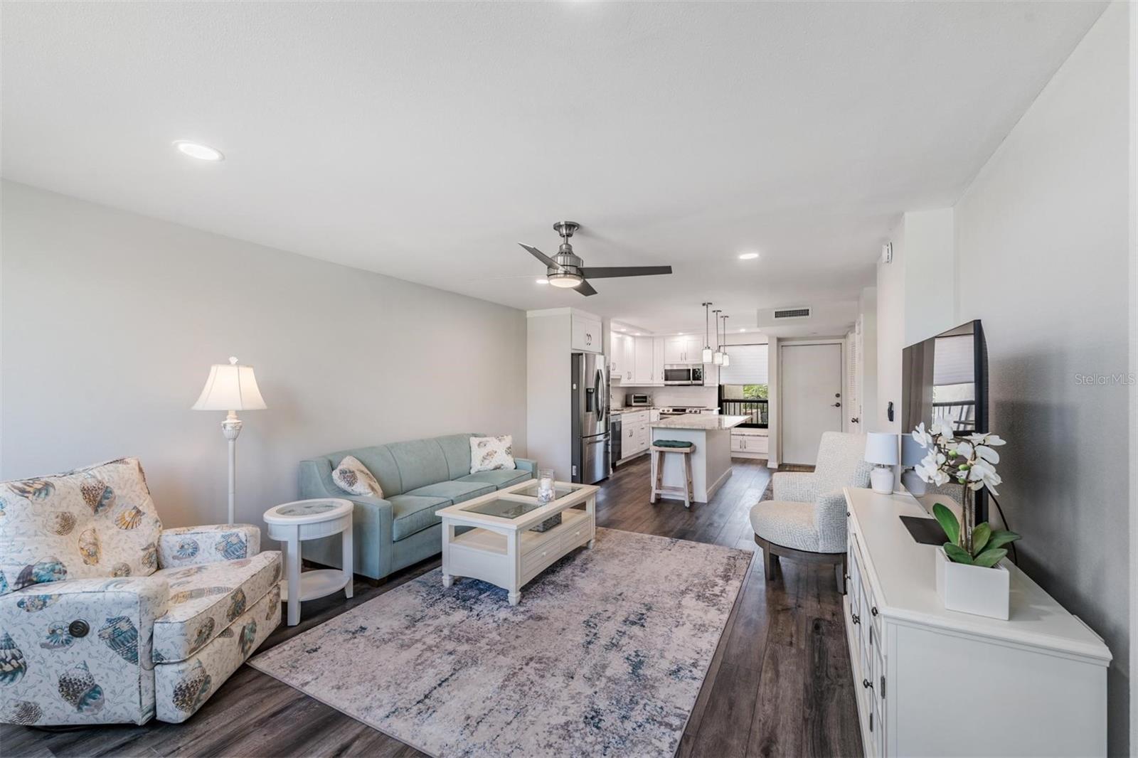Image 12 of 44 For 2621 Cove Cay Drive 204