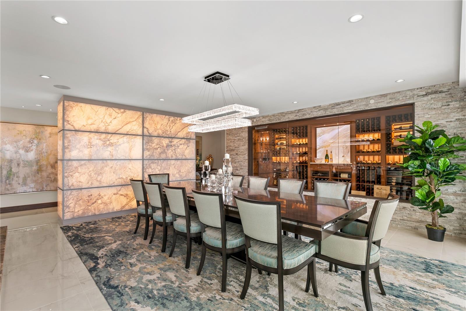 Image 17 of 64 For 3301 Bayshore Boulevard 2401e
