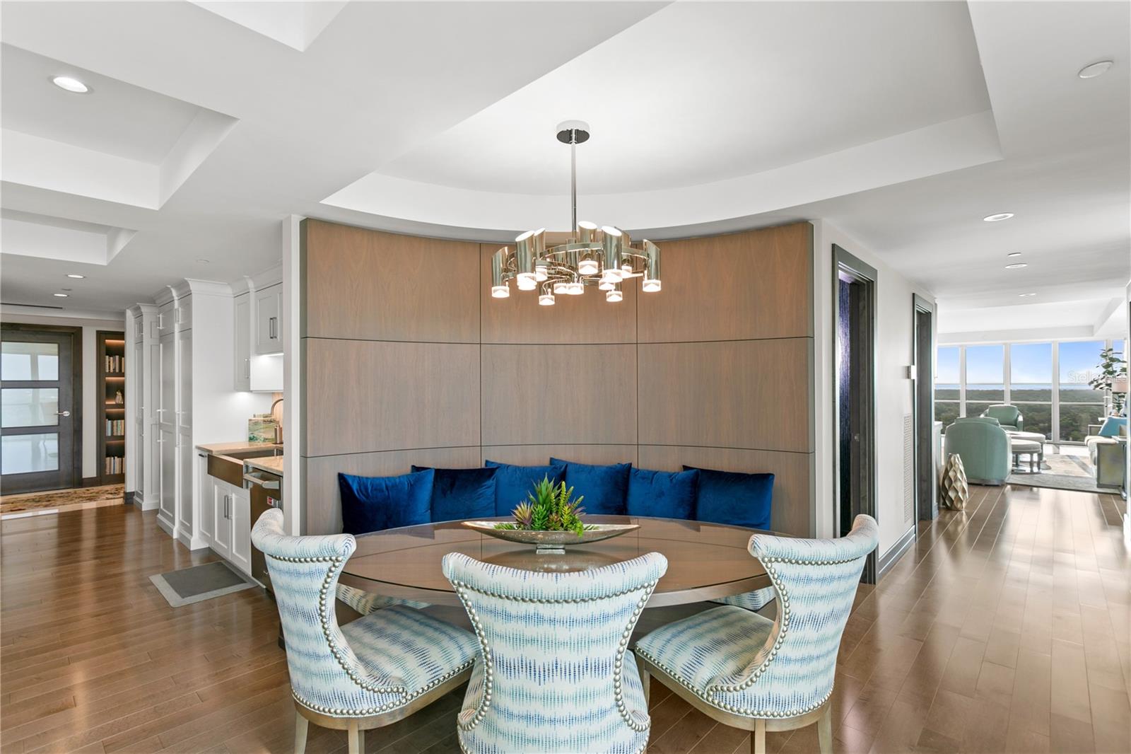 Image 25 of 64 For 3301 Bayshore Boulevard 2401e