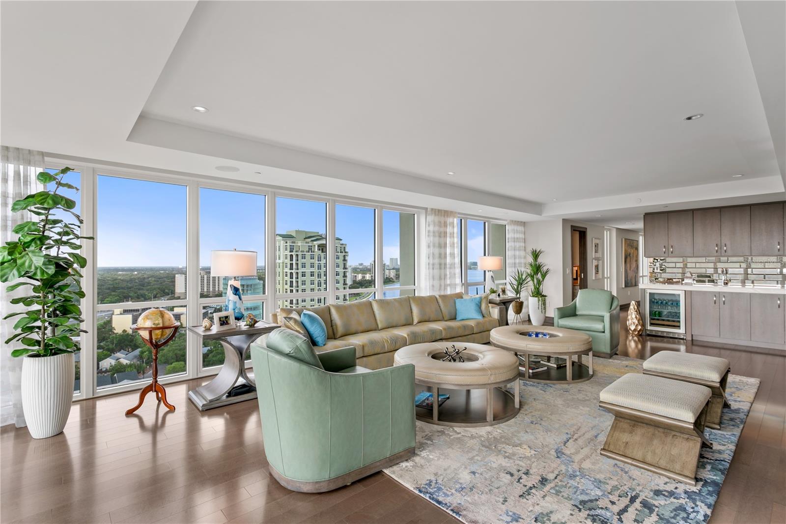 Image 30 of 64 For 3301 Bayshore Boulevard 2401e