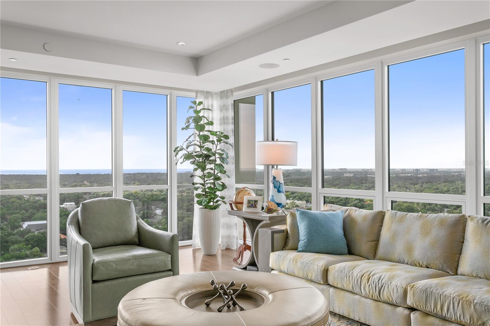 Image 32 of 64 For 3301 Bayshore Boulevard 2401e